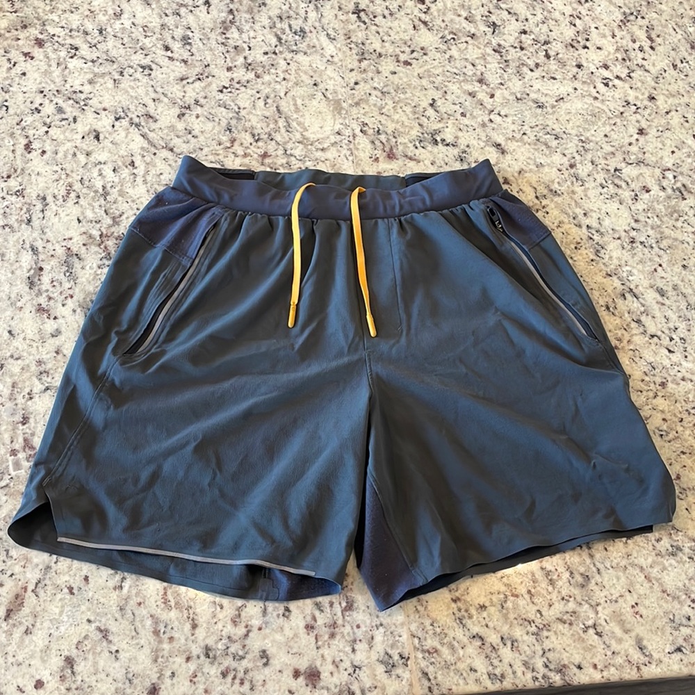 Mens Lululemon Athletic Yoga Running Shorts. Medium. Great Condition